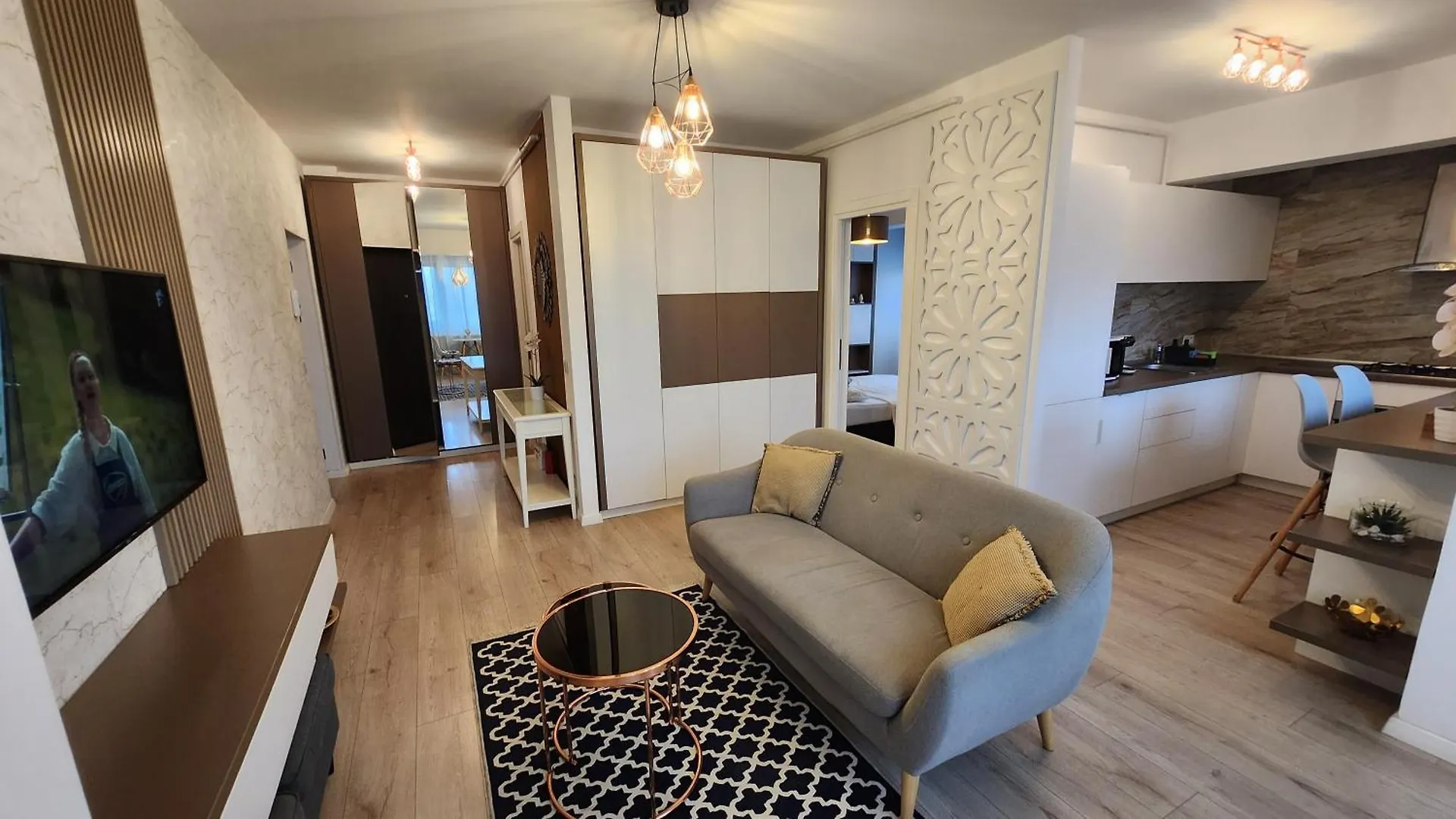 דירות בוקרשט Garsoniera Argedava